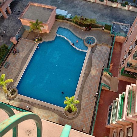 Hp Vacation Marina Court Appartement Kota Kinabalu Buitenkant foto